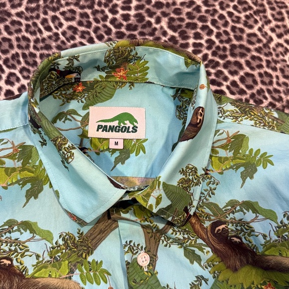 Pangols Sloth Print Men's Shirt Size Medium Button Down - Picture 8 of 8